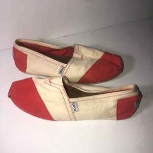 Toms women size 10 preowned orange white